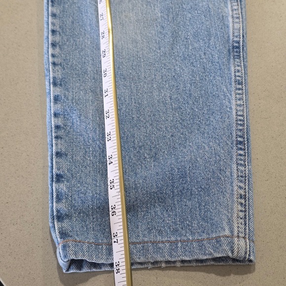Eddie Bauer High Waisted Relaxed Straight Leg Light Wash Denim Jeans Size 10 - Picture 5 of 9